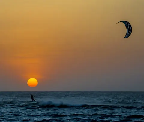 Surf, kitesurf, kitefoil, windsurf