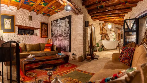 Atlantis 12 House of Art
